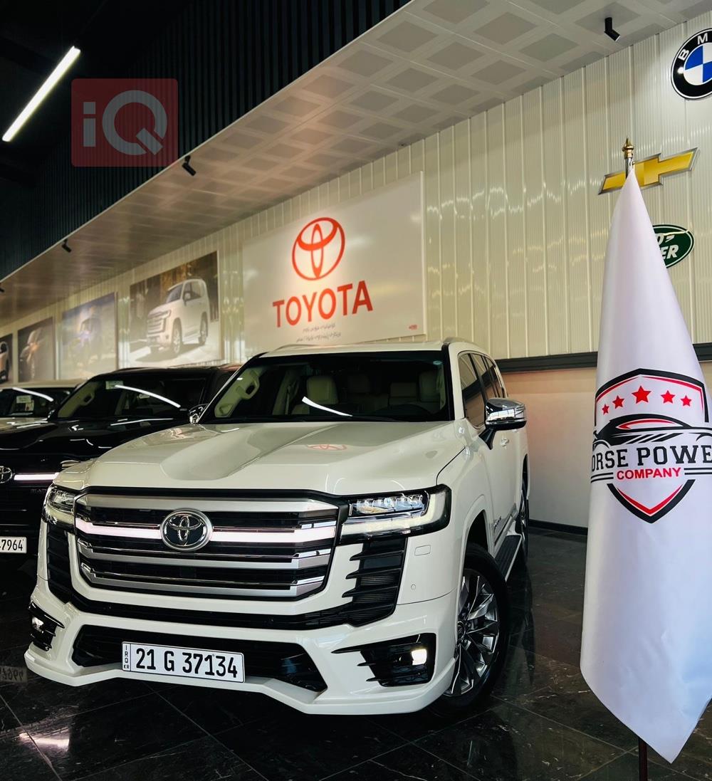 تويوتا لاندكروزر